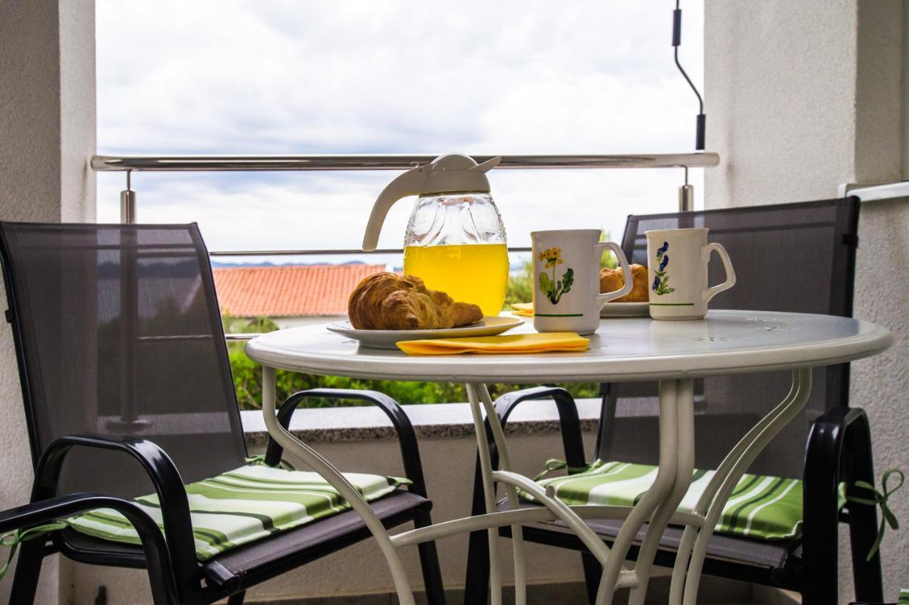 Apartments Jedro Petrčane Kültér fotó