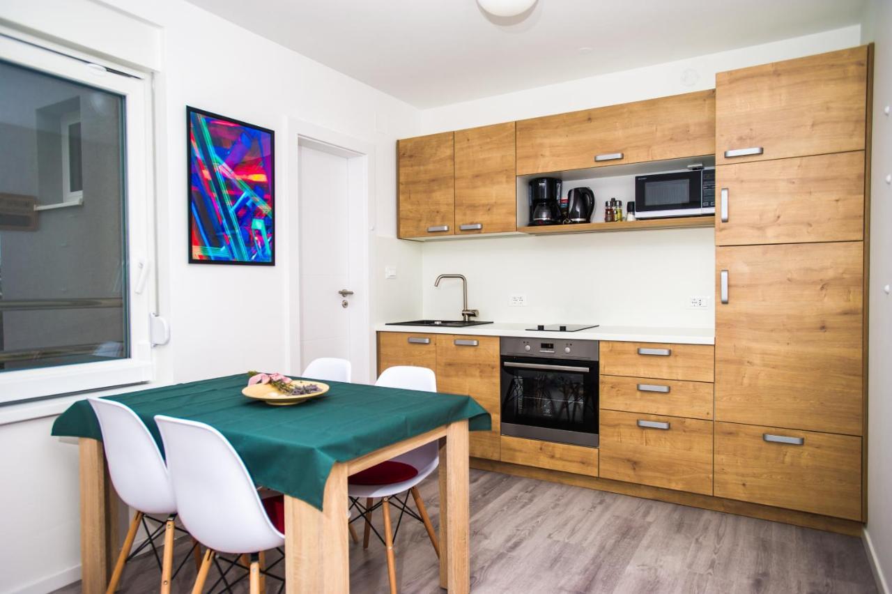 Apartments Jedro Petrčane Kültér fotó